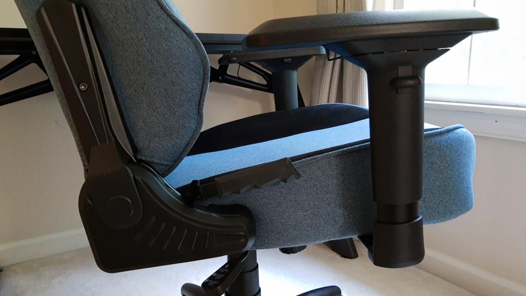Anda Seat T-Compact gaming chair review -- Seams a bit rushed