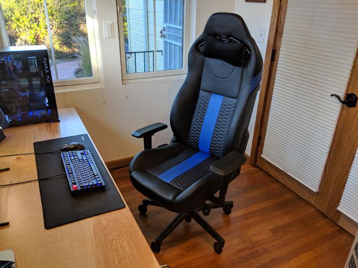 Corsair T2 Road Warrior Gaming Chair Review - IGN