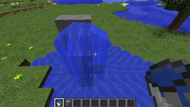 How to Get Rid Of Water in Minecraft [Simple Guide] - GamingScan